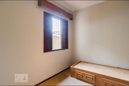 Casa para alugar com 200m², 3 quartos e 3 vagas Casa para alugar com 200m², 3 quartos e 3 vagasQuarto 3