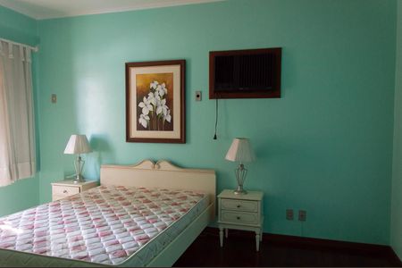 Casa à venda com 245m², 3 quartos e 6 vagasSuíte