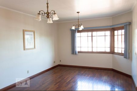 Sala de casa à venda com 3 quartos, 245m² em Jardim Sao Pedro, Porto Alegre