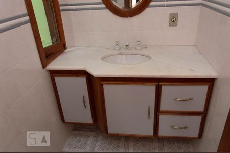 Lavabo de casa à venda com 3 quartos, 245m² em Jardim Sao Pedro, Porto Alegre