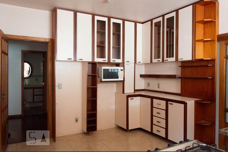 Casa à venda com 245m², 3 quartos e 6 vagasCozinha