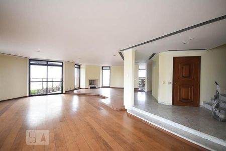 Apartamento para alugar com 675m², 4 quartos e 4 vagasSala