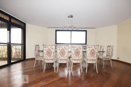 Apartamento para alugar com 675m², 4 quartos e 4 vagasSala de jantar