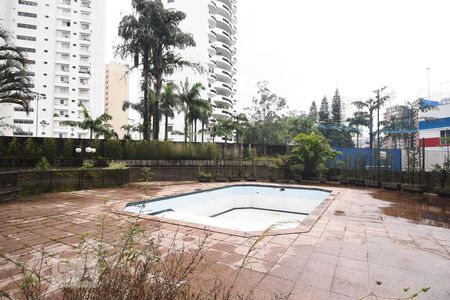 Apartamento para alugar com 675m², 4 quartos e 4 vagasPiscina