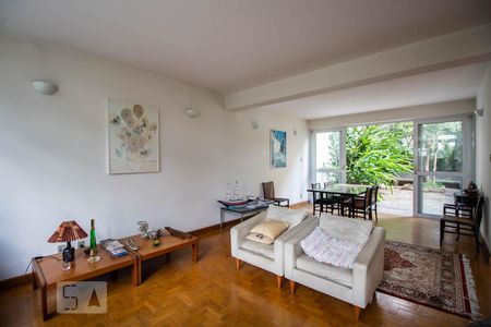 Sala de jantar de casa à venda com 3 quartos, 250m² em Sumaré, São Paulo