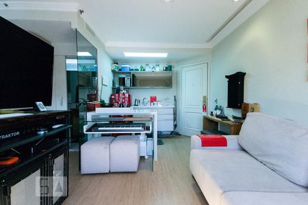 Sala de apartamento para alugar com 1 quarto, 34m² em Vila Olímpia, São Paulo