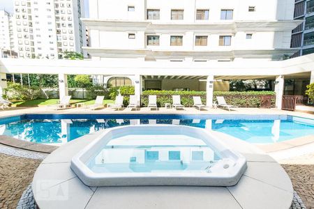 Apartamento para alugar com 34m², 1 quarto e 1 vagaPiscina