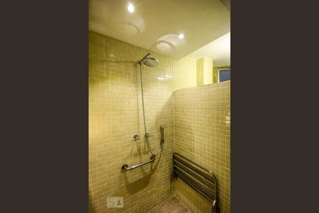 Apartamento para alugar com 110m², 2 quartos e 2 vagasBanheiro