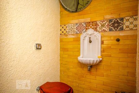 Apartamento para alugar com 110m², 2 quartos e 2 vagasLavabo