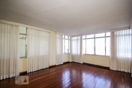 Sala de apartamento para alugar com 2 quartos, 110m² em Copacabana, Rio de Janeiro