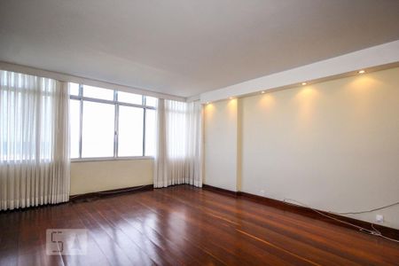 Sala de apartamento para alugar com 2 quartos, 110m² em Copacabana, Rio de Janeiro