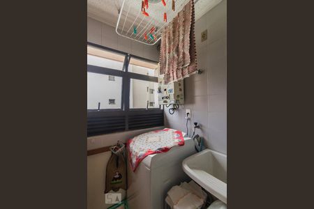 Apartamento à venda com 68m², 2 quartos e 1 vagaÁrea de Serviço