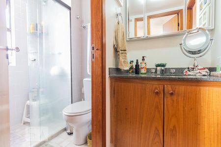 Apartamento à venda com 68m², 2 quartos e 1 vagaBanheiro - Suítes 1 e 2