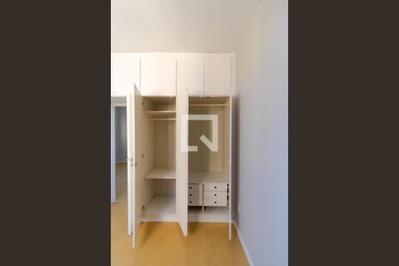 Apartamento à venda com 50m², 1 quarto e sem vagaSuíte - Armário