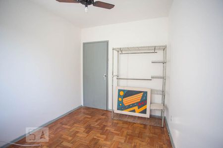 Quarto de apartamento à venda com 1 quarto, 45m² em Menino Deus, Porto Alegre