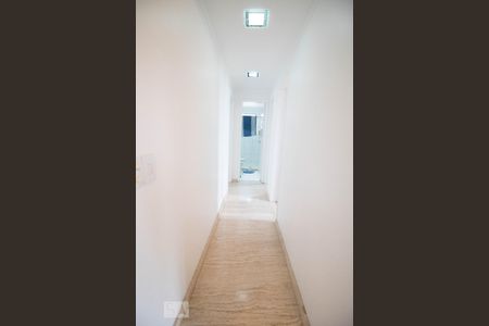 Corredor de apartamento à venda com 3 quartos, 139m² em Vila São Pedro, Santo André