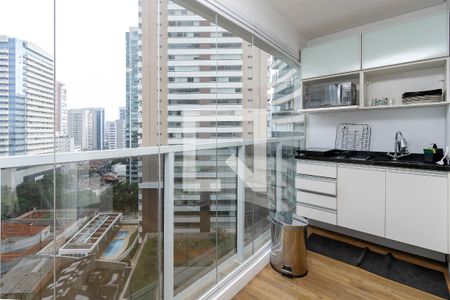 Varanda/ Cozinha de apartamento à venda com 1 quarto, 48m² em Vila Gertrudes, São Paulo