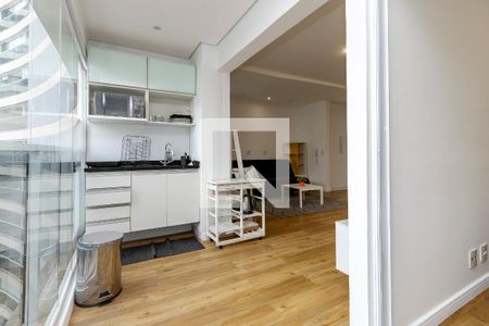 Varanda/ Cozinha de apartamento à venda com 1 quarto, 48m² em Vila Gertrudes, São Paulo
