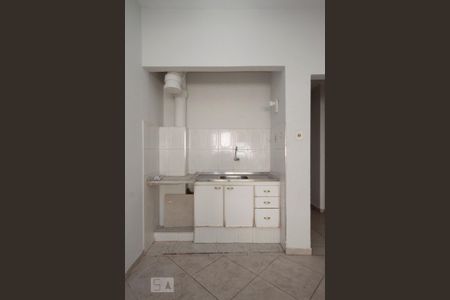 Cozinha de kitnet/studio para alugar com 1 quarto, 33m² em Bela Vista, São Paulo
