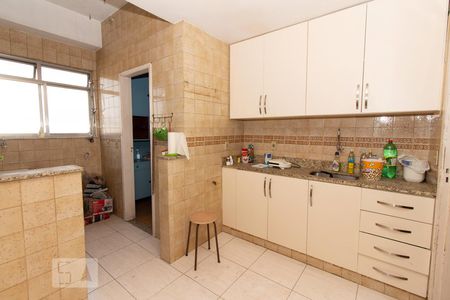 Apartamento à venda com 78m², 2 quartos e 1 vagaCozinha