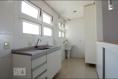 Cozinha de apartamento à venda com 1 quarto, 47m² em Bonfim, Campinas