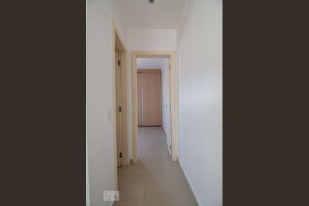 Corredor de apartamento à venda com 1 quarto, 47m² em Bonfim, Campinas