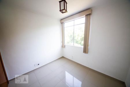 Quarto 1  de apartamento para alugar com 2 quartos, 72m² em Santa Rosa, Niterói