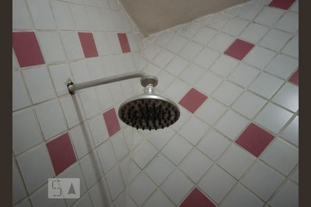Chuveiro do banheiro da suíte de apartamento para alugar com 1 quarto, 52m² em Ipanema, Rio de Janeiro