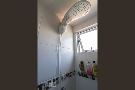 Banheiro de apartamento para alugar com 1 quarto, 30m² em Portão , Curitiba