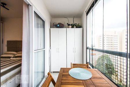 Studio à venda com 36m², 1 quarto e 1 vagaVaranda