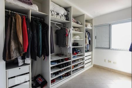 Apartamento para alugar com 280m², 3 quartos e 4 vagasCloset