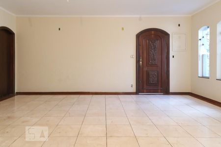 Casa para alugar com 150m², 3 quartos e 2 vagasSala