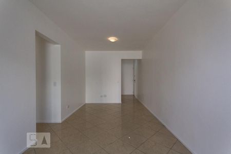 Apartamento para alugar com 79m², 3 quartos e 1 vagaSala