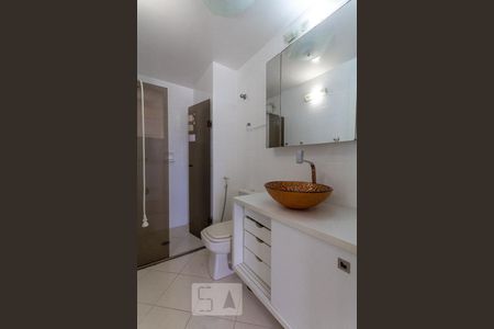 Apartamento para alugar com 79m², 3 quartos e 1 vaga Apartamento para alugar com 79m², 3 quartos e 1 vagaBanheiro