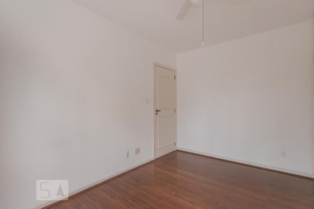 Quarto 1 de apartamento para alugar com 2 quartos, 80m² em Boa Vista, Porto Alegre