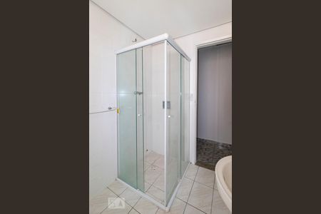 Banheiro de casa para alugar com 3 quartos, 80m² em Parque Colonial, São Paulo