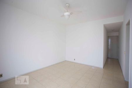 sala de apartamento para alugar com 1 quarto, 55m² em Icaraí, Niterói