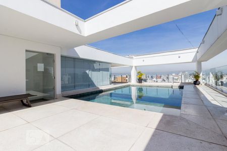 Studio à venda com 48m², 1 quarto e 1 vaga Studio à venda com 48m², 1 quarto e 1 vagaPiscina