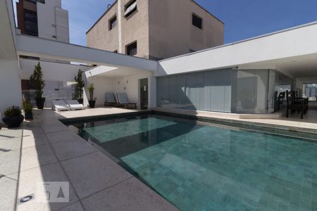 Studio à venda com 48m², 1 quarto e 1 vaga Studio à venda com 48m², 1 quarto e 1 vagaPiscina