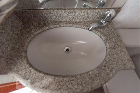 Lavabo de apartamento à venda com 4 quartos, 141m² em Setor Central, Goiânia