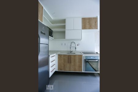 Cozinha de kitnet/studio à venda com 1 quarto, 27m² em Campos Elíseos, São Paulo