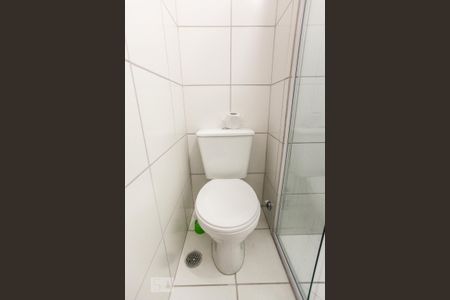 Banheiro de apartamento para alugar com 2 quartos, 51m² em Vila Bremen, Guarulhos