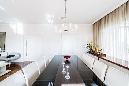 Apartamento à venda com 326m², 4 quartos e 5 vagasSala 1