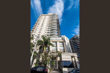 Apartamento à venda com 326m², 4 quartos e 5 vagasFachada