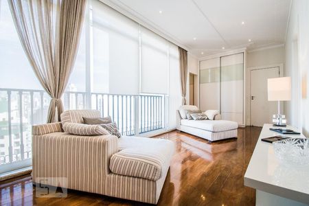 Apartamento à venda com 326m², 4 quartos e 5 vagasSala 2