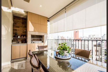 Apartamento à venda com 326m², 4 quartos e 5 vagasVaranda Gourmet