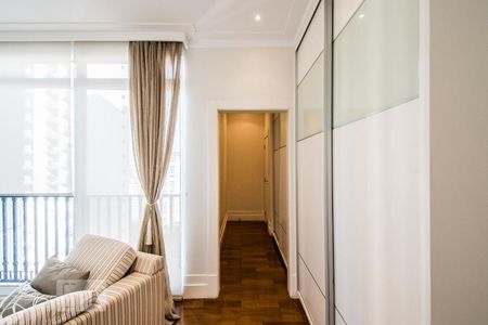 Apartamento à venda com 326m², 4 quartos e 5 vagasSala 2