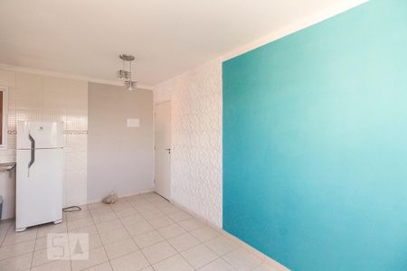 Apartamento à venda com 40m², 1 quarto e sem vaga Apartamento à venda com 40m², 1 quarto e sem vagaSala