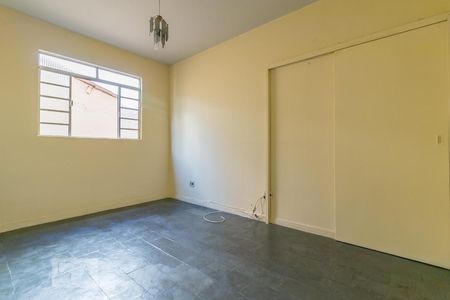 Sala de apartamento à venda com 2 quartos, 50m² em Sagrada Família, Belo Horizonte
