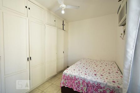 Quarto 1 de apartamento para alugar com 3 quartos, 89m² em Icaraí, Niterói